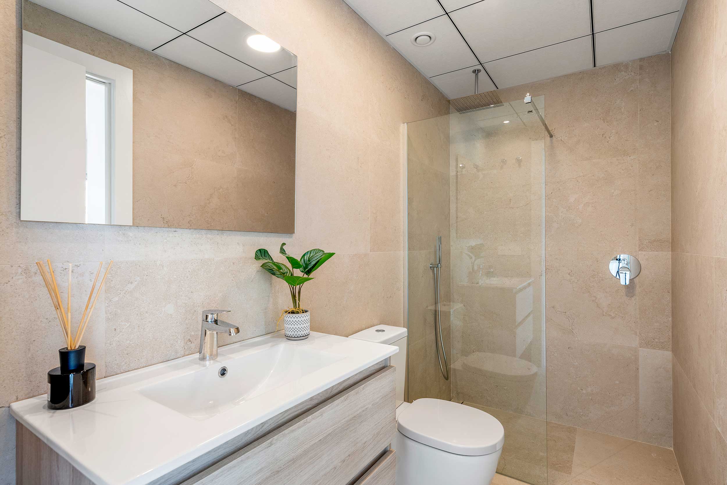 Mikonos Bathroom