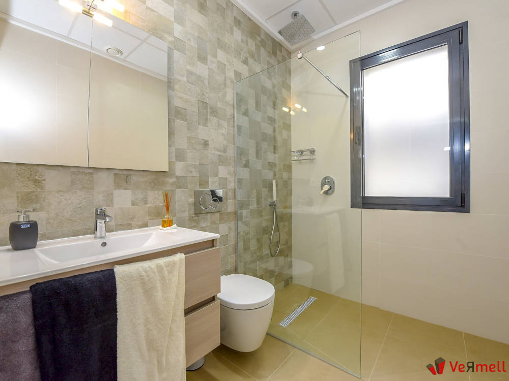 villa amberes 1 bathroom